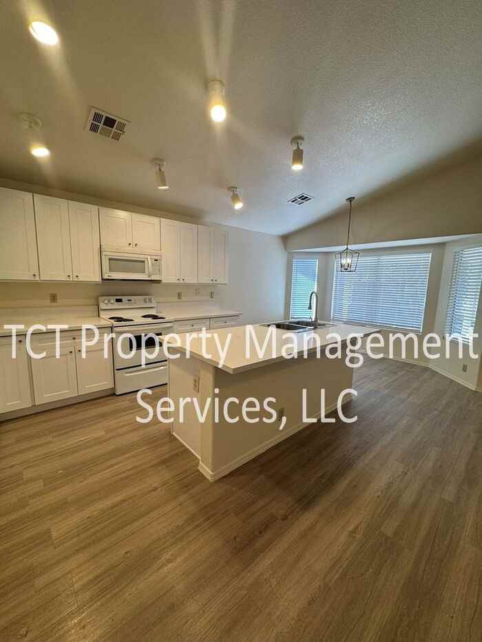 6464 E Russell St - Photo 6 of 19