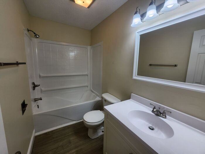 7707 N 42nd 1/2 St #7707 - Photo 5 of 14