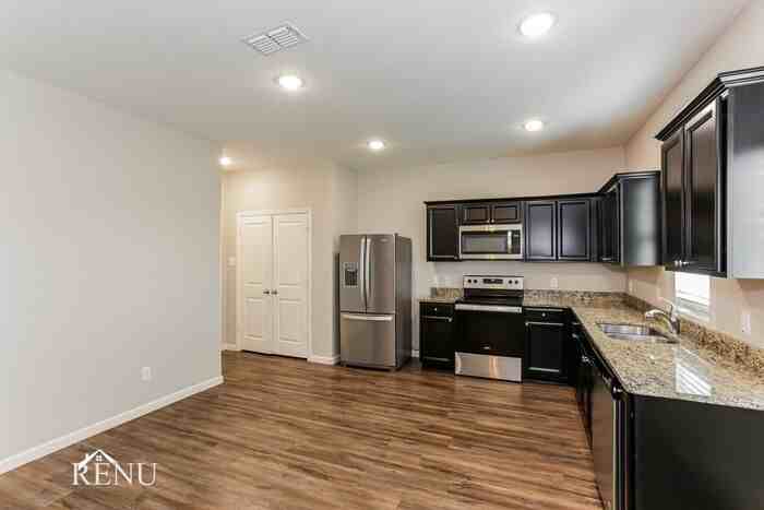 6212 Old Bridge Way - Photo 3 of 17