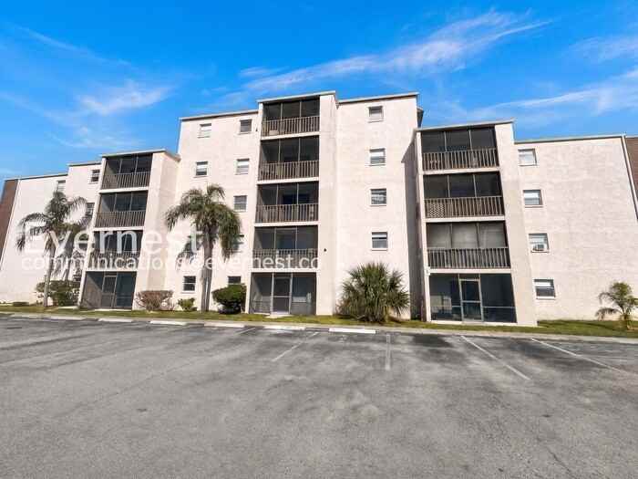 5541 Bay Blvd - Photo 2 of 22