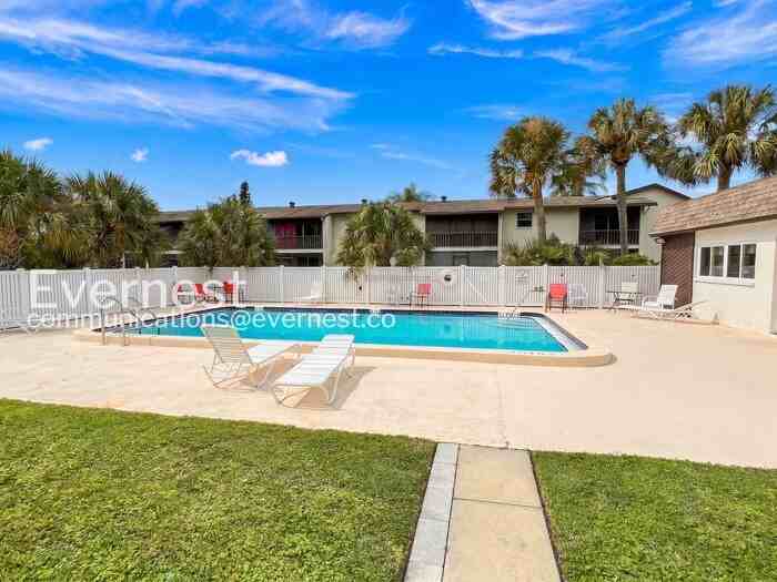 5541 Bay Blvd - Photo 3 of 22