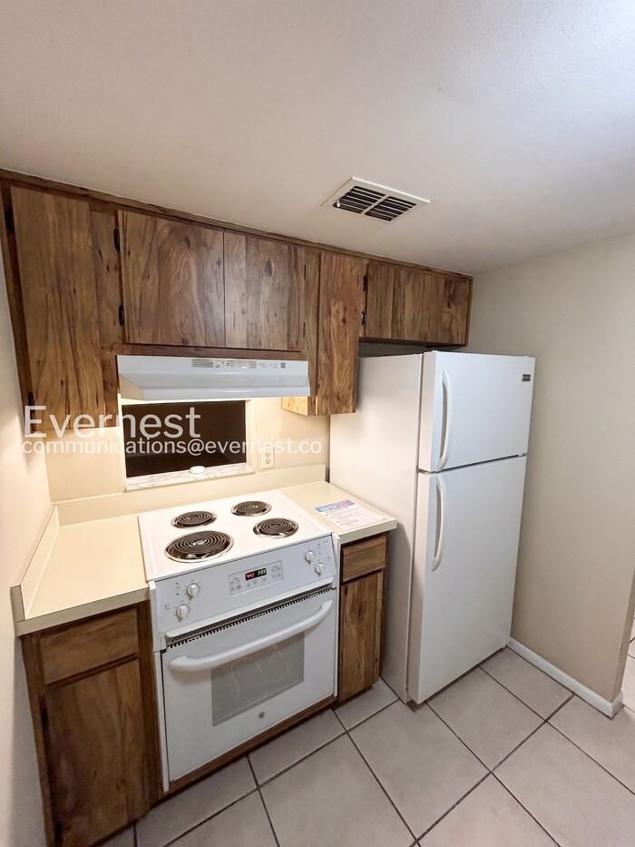 5541 Bay Blvd - Photo 4 of 22