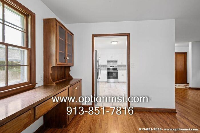 9401 Outlook Dr - Photo 7 of 39