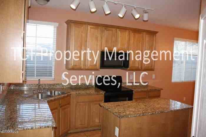 10130 E Isleta Ave - Photo 2 of 2