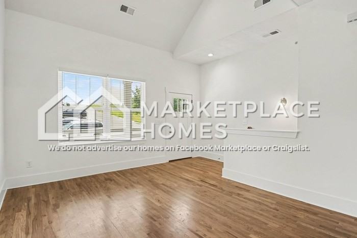 211 Briar Rd - Photo 5 of 28