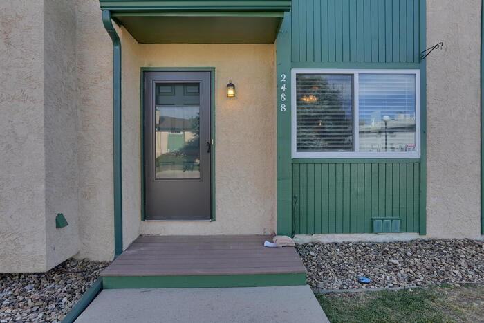 2488 Washo Cir - Photo 5 of 27