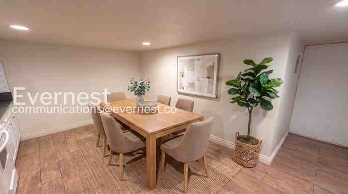 5015 Melrose Ave #C - Photo 3 of 23