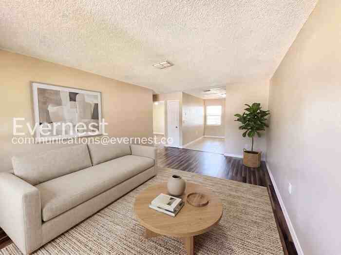 2119 Navel Cir S - Photo 3 of 19