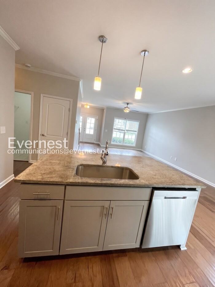 1212 Ewing Way - Photo 5 of 50