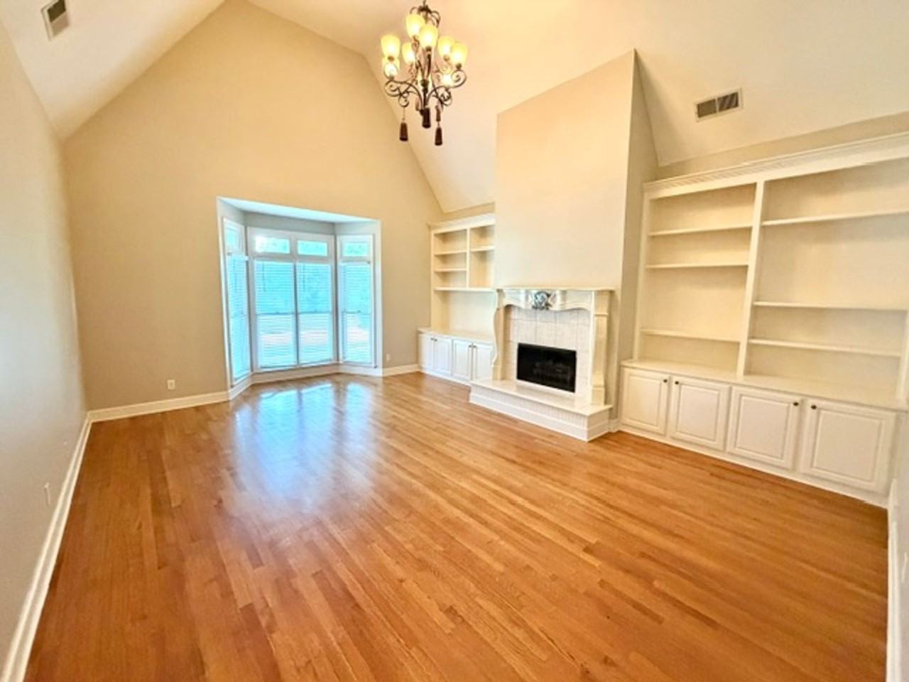 489 Chickasaw Land Way - Photo 3 of 24