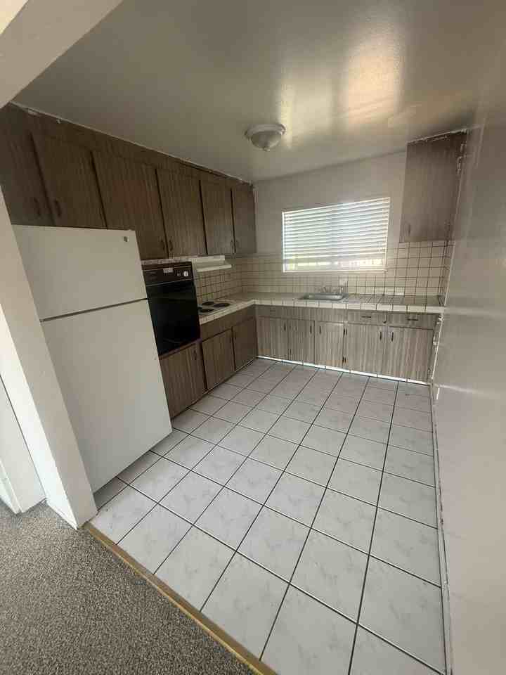 142 - Green Villa South - Photo 4 of 8
