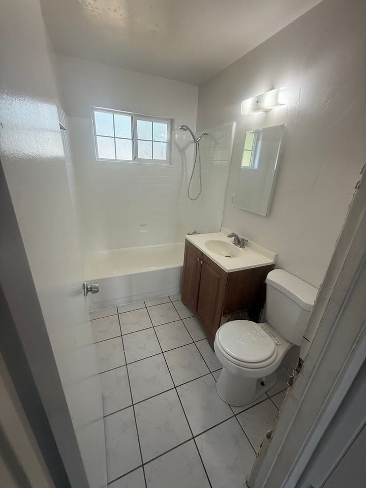 142 - Green Villa South - Photo 7 of 8