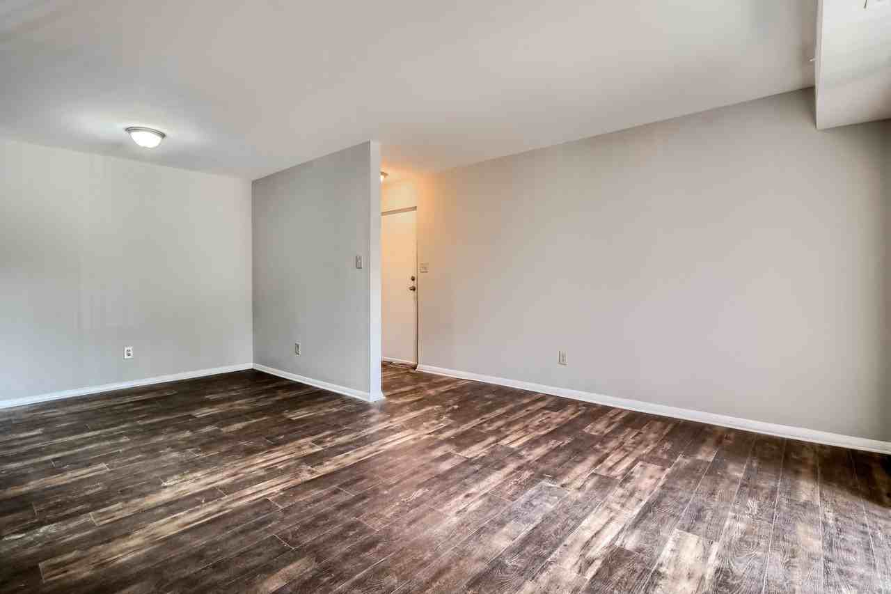 1000 Sandlin Pl - Photo 4 of 23