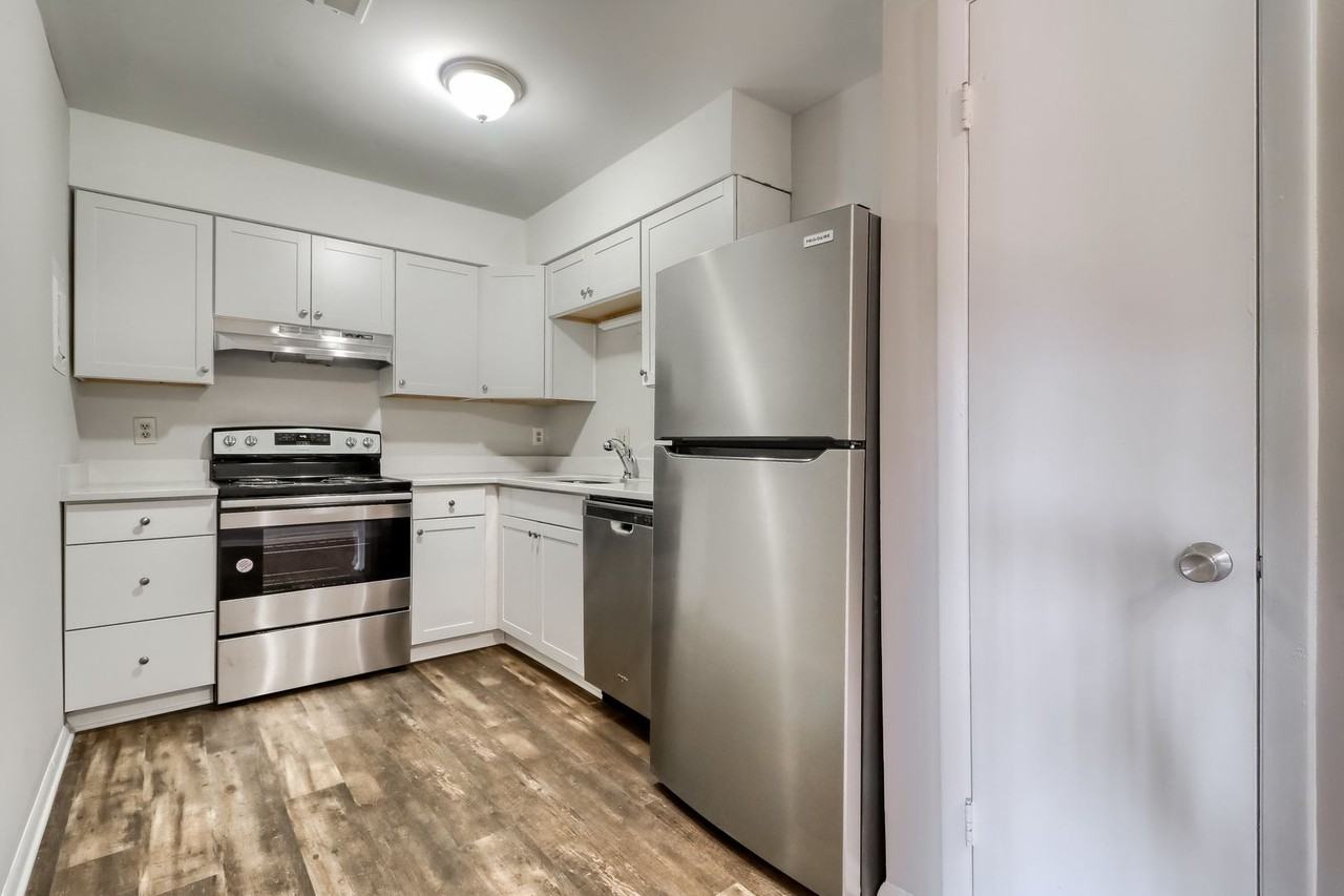 1000 Sandlin Pl - Photo 7 of 23