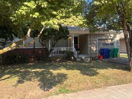 featured image of 9851 Se 43rd Ave