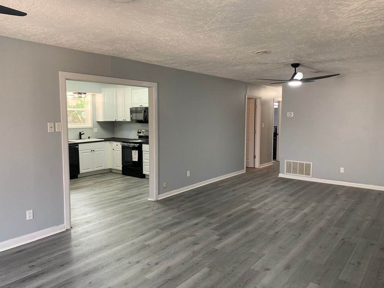 138 138 Hickory Dr. S Cir - Photo 4 of 21