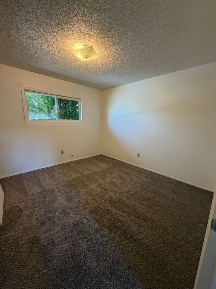 3307 Madison St - Photo 4 of 4