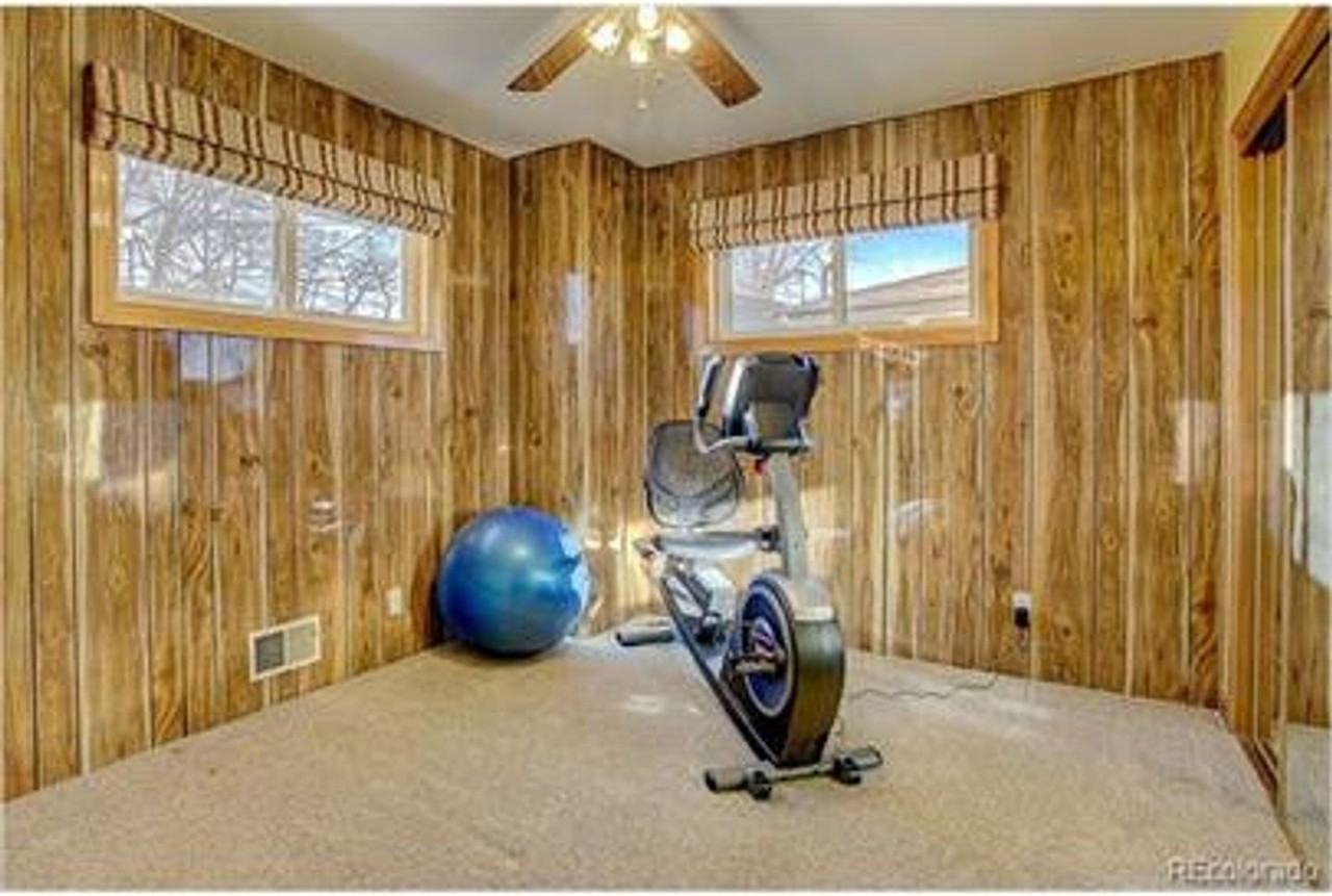 10711 Blue Jay Ln - Photo 2 of 27