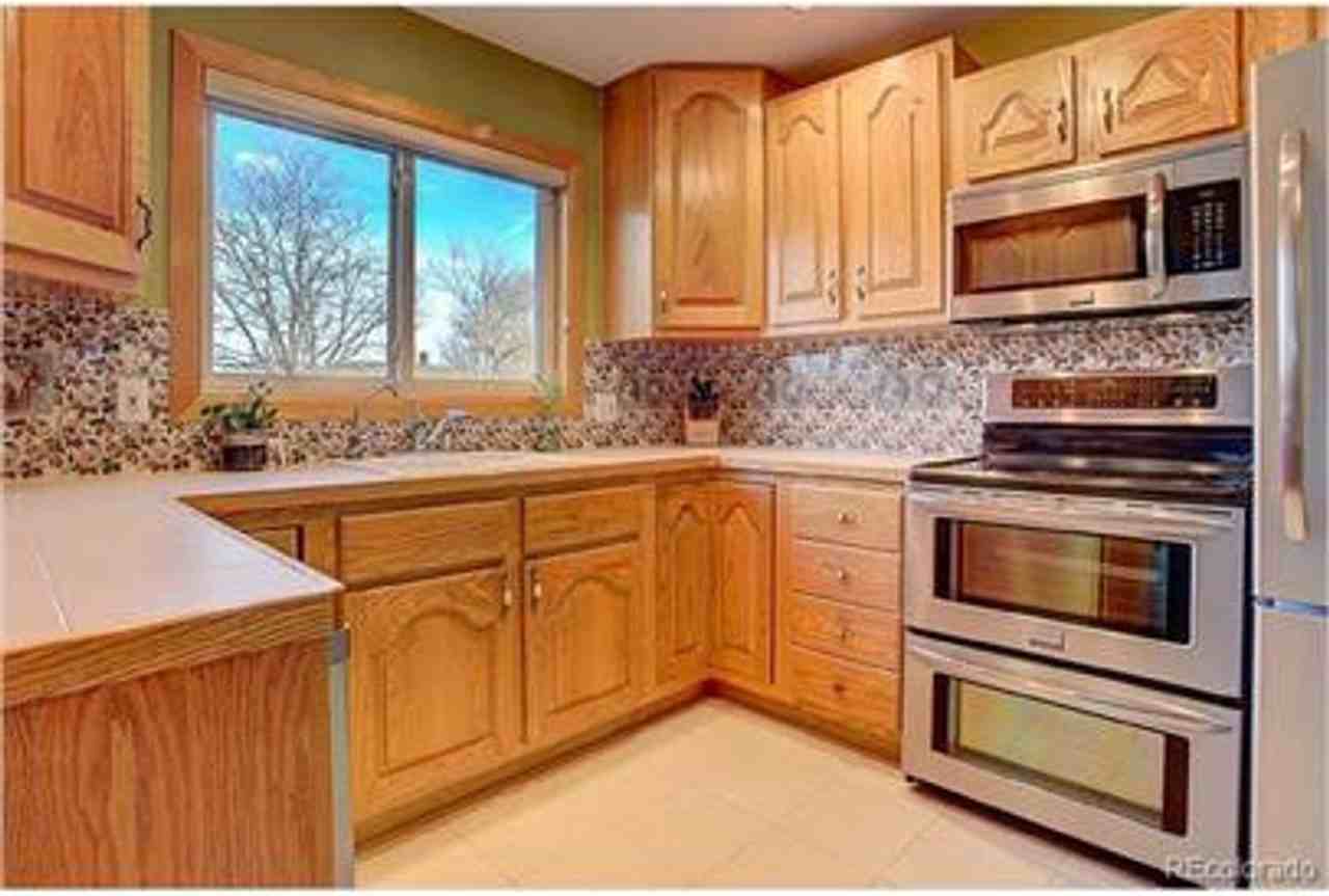 10711 Blue Jay Ln - Photo 6 of 27