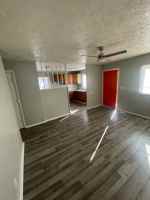 featured image of 1230 W 18th St