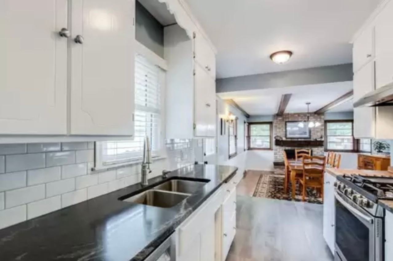 2857 Merrill St - Photo 6 of 35