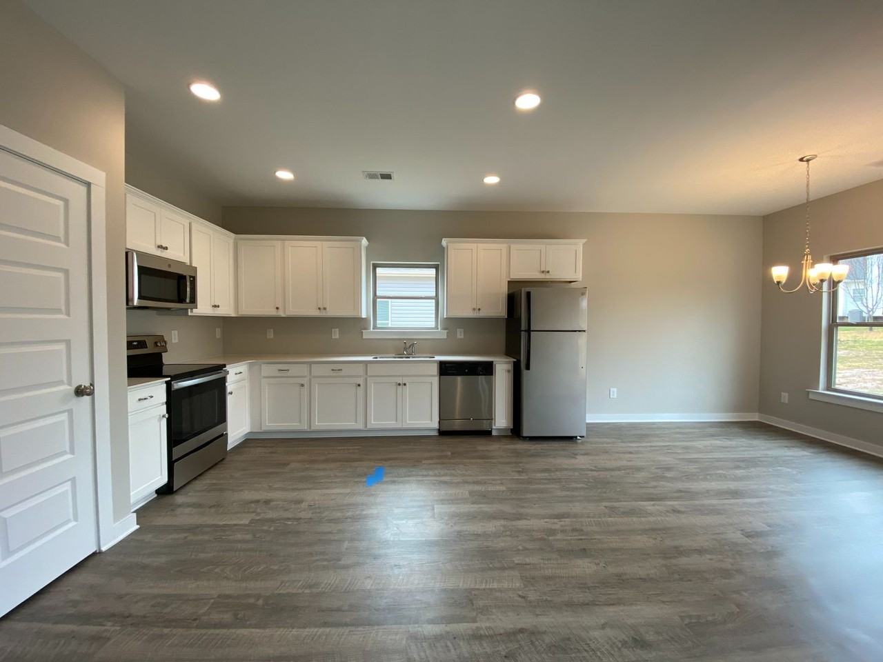 65 Red Oak Ct - Photo 2 of 46