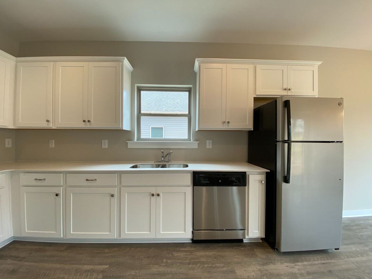 65 Red Oak Ct - Photo 4 of 46