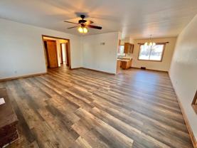 4909 E Linden Ln - Photo 1 of 1