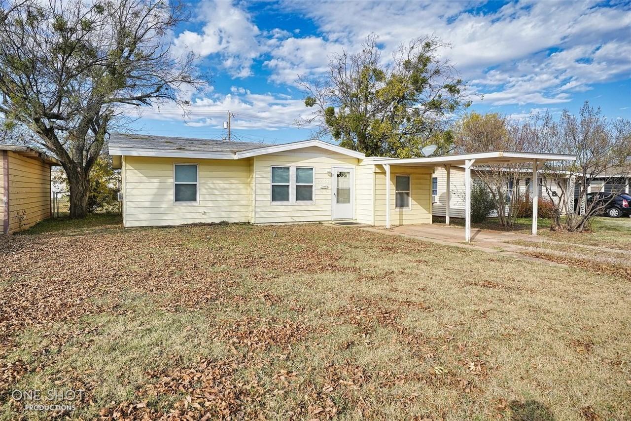 1234 S Crockett Dr - Photo 3 of 33