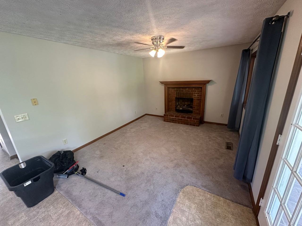 805 Pebble Cove Rd - Photo 4 of 12