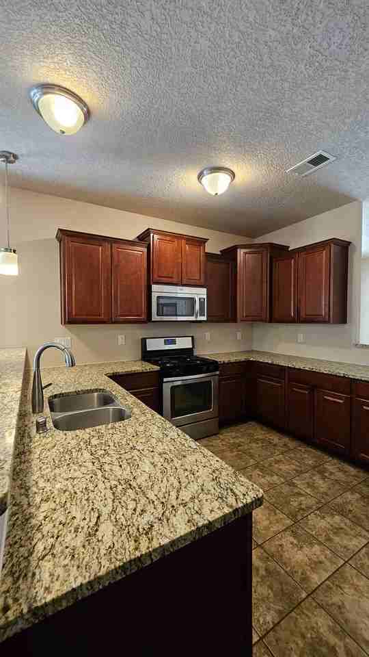 5659 Cold Creek Ave Nw - Photo 6 of 32