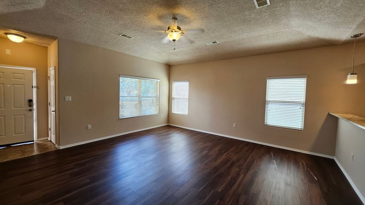5659 Cold Creek Ave Nw - Photo 7 of 32