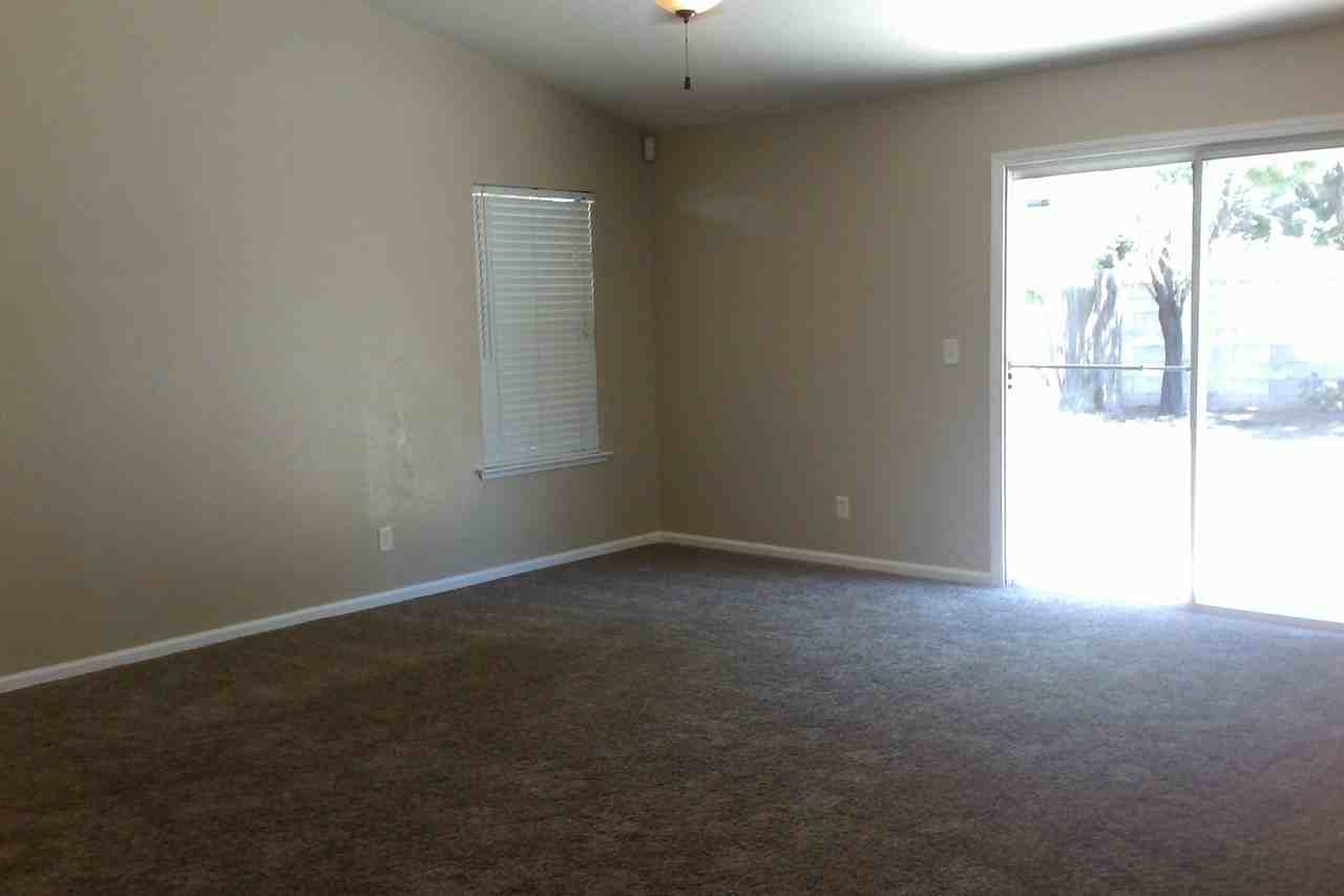 2059 E Lexington Ave - Photo 5 of 15