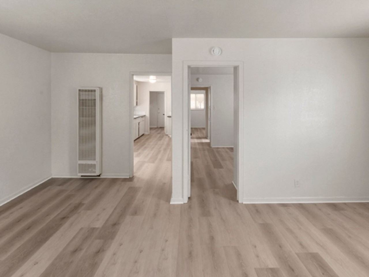 2137 104th Ave - Photo 4 of 11