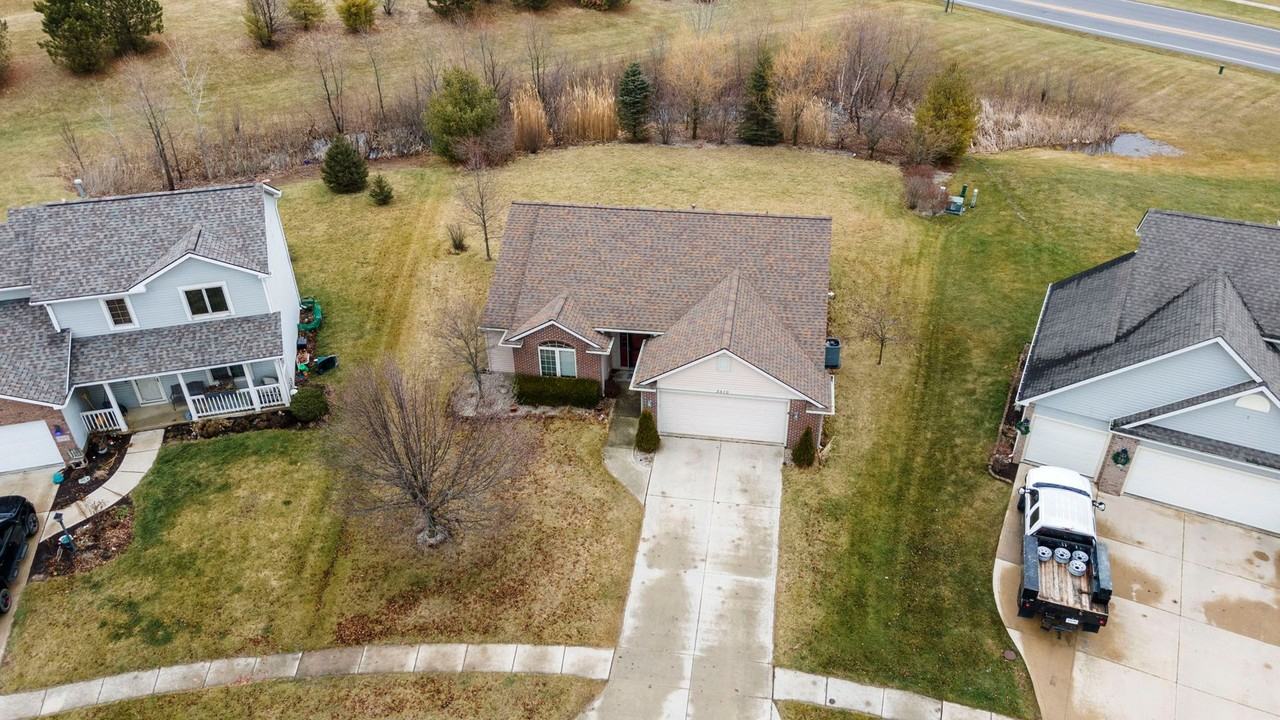3510 Flowing Brook Dr - Photo 5 of 41