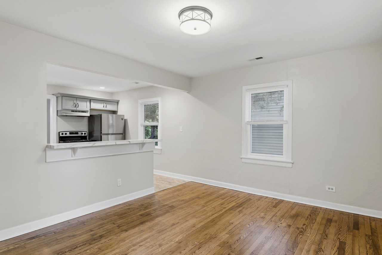 1224 Shirley Rd - Photo 4 of 12
