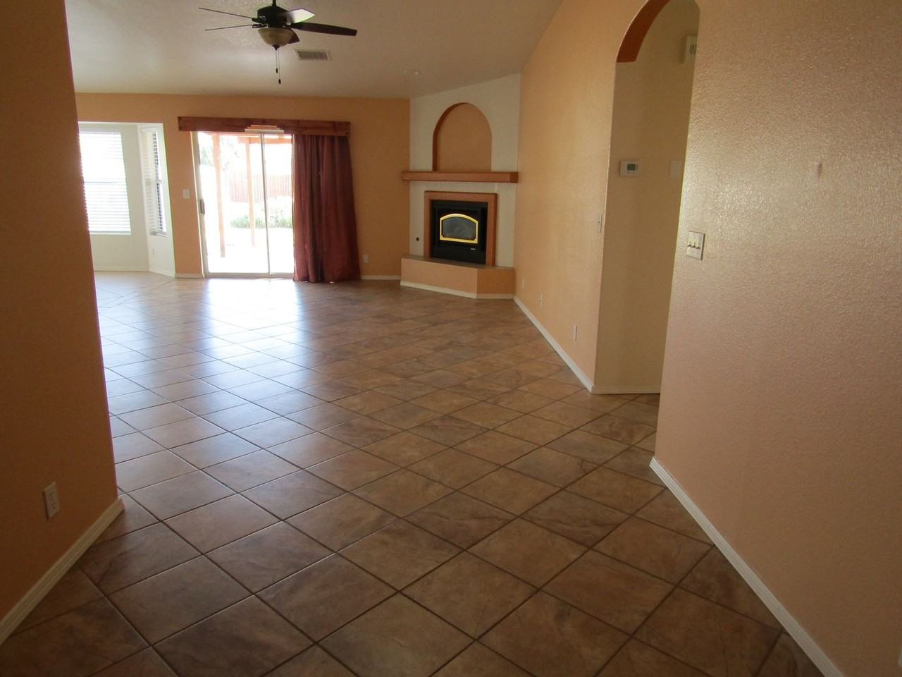 1212 Serinna Ct - Photo 2 of 11