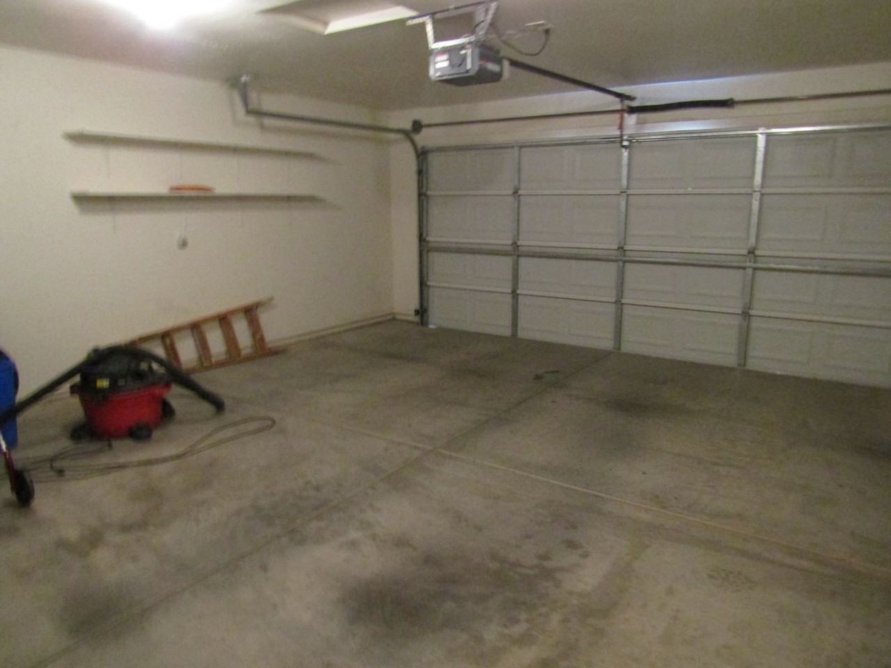 1212 Serinna Ct - Photo 4 of 11