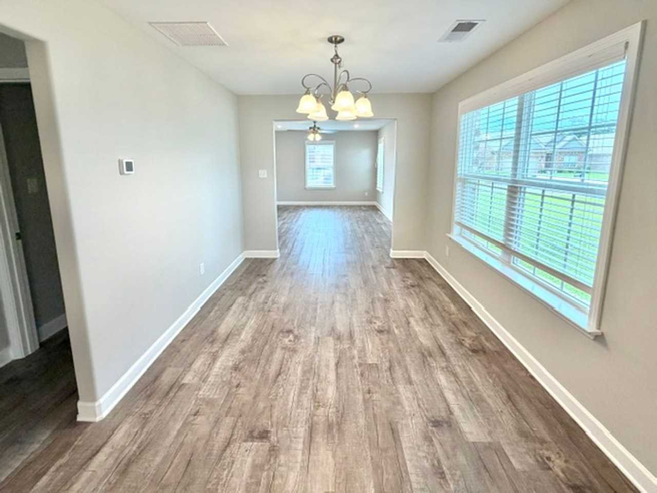 8880 Kimberly Dawn Dr - Photo 5 of 11