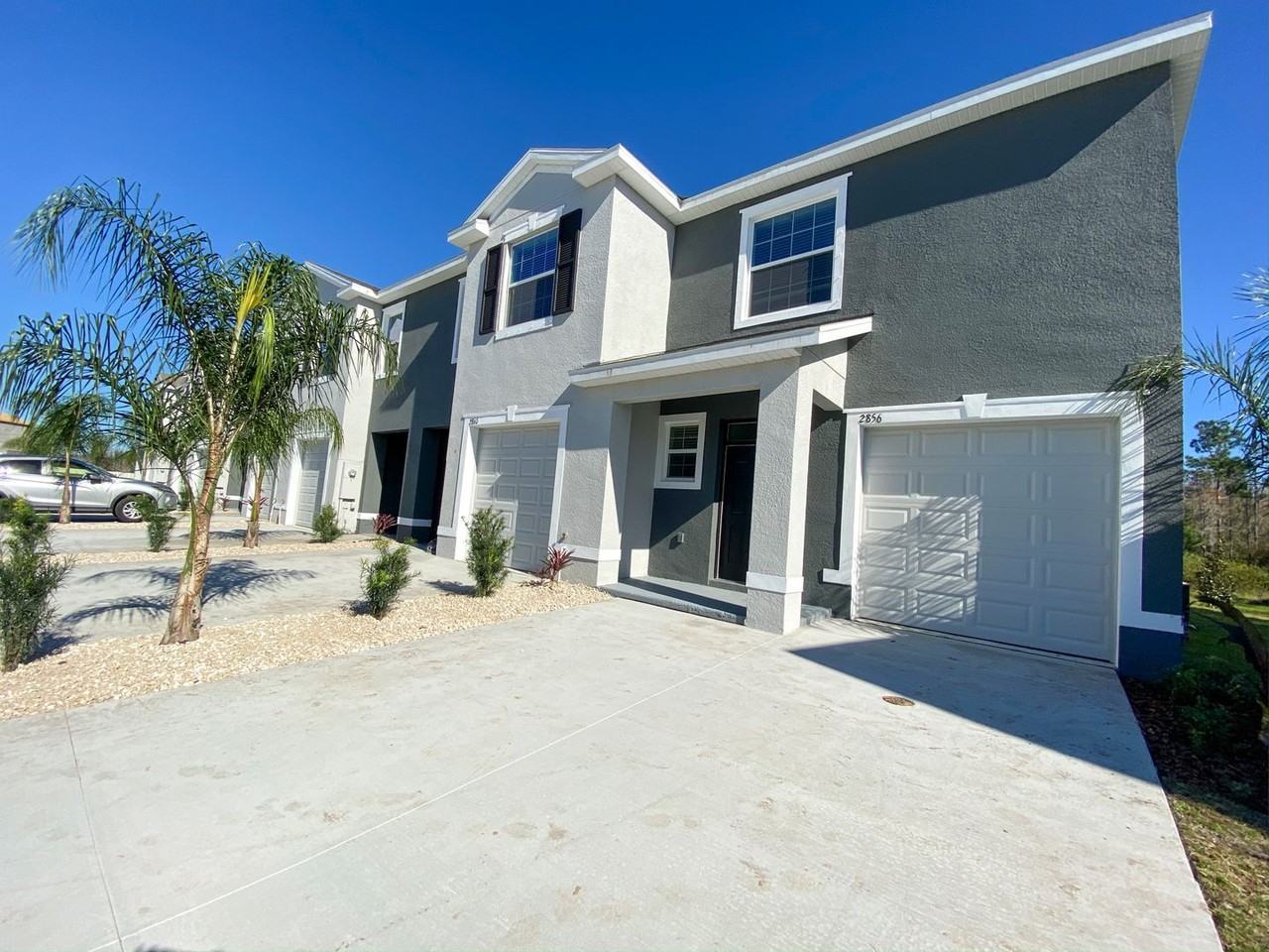 2856 Suncoast Blend Dr - Photo 2 of 42