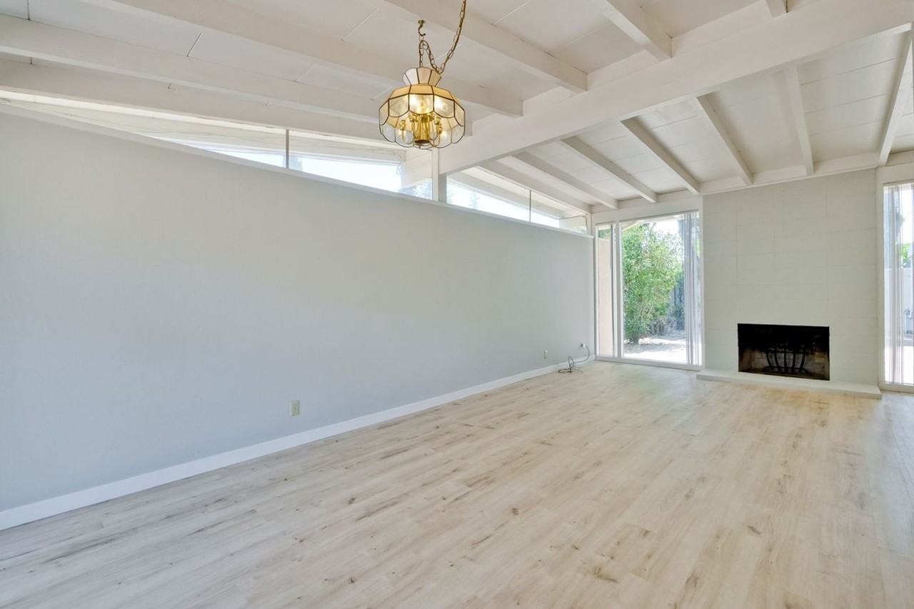 3049 Harding Ave - Photo 6 of 44