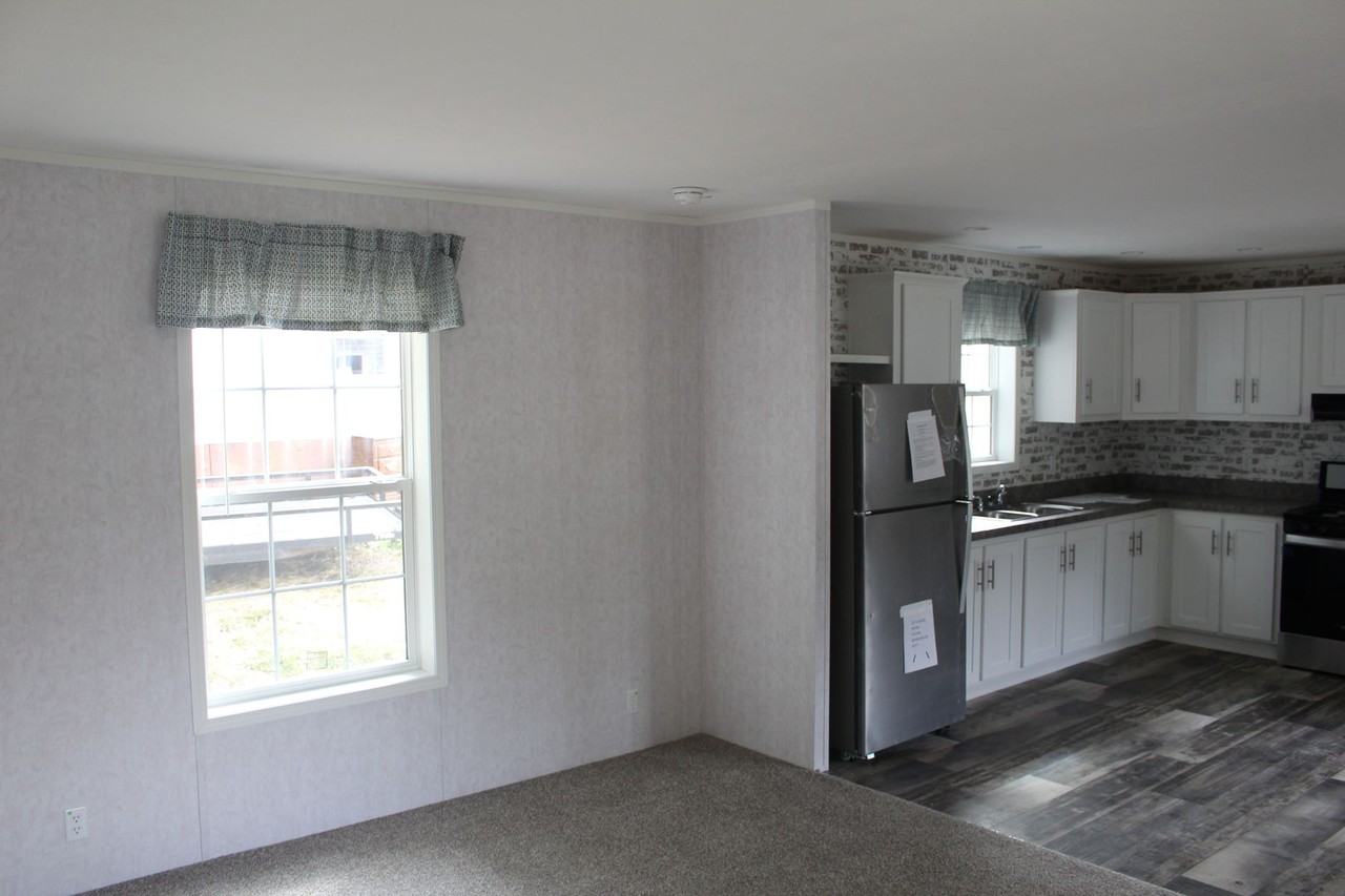 12806 Glen Brook Ct - Photo 2 of 9