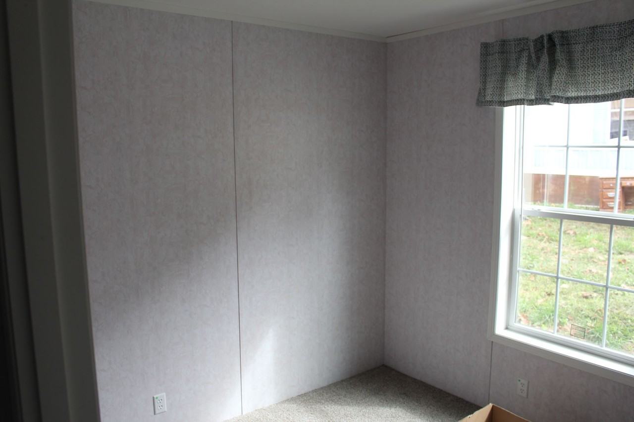 12806 Glen Brook Ct - Photo 5 of 9