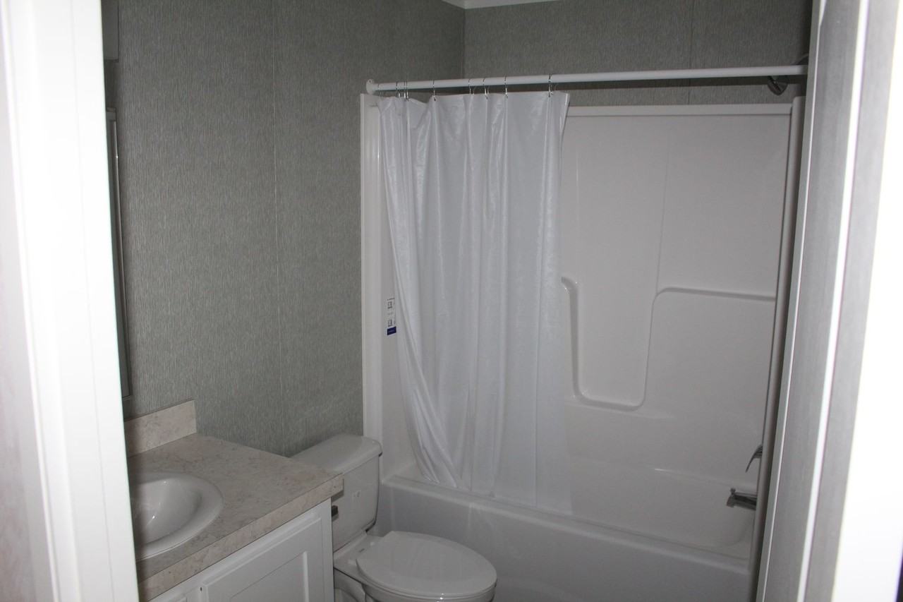 12806 Glen Brook Ct - Photo 6 of 9