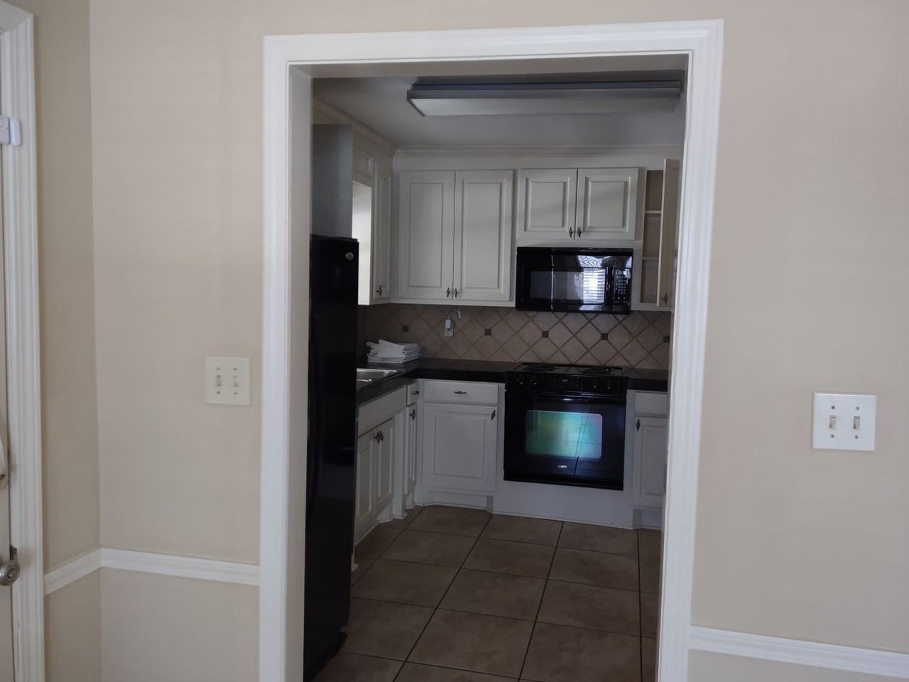336 Pebble Creek Dr - Photo 6 of 33