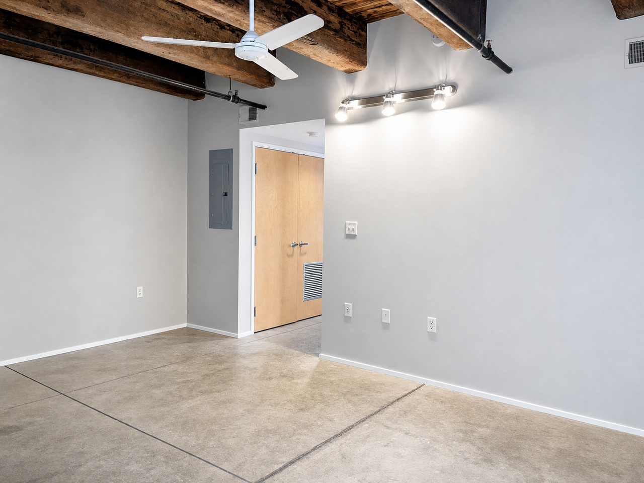 2501 LIBERTY AVENUEAPT 2-B #2B - Photo 6 of 10