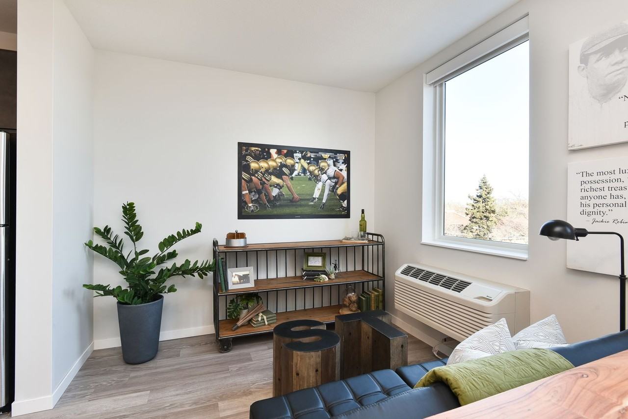 Henley (6324-6344 Lyndale) - Photo 7 of 45