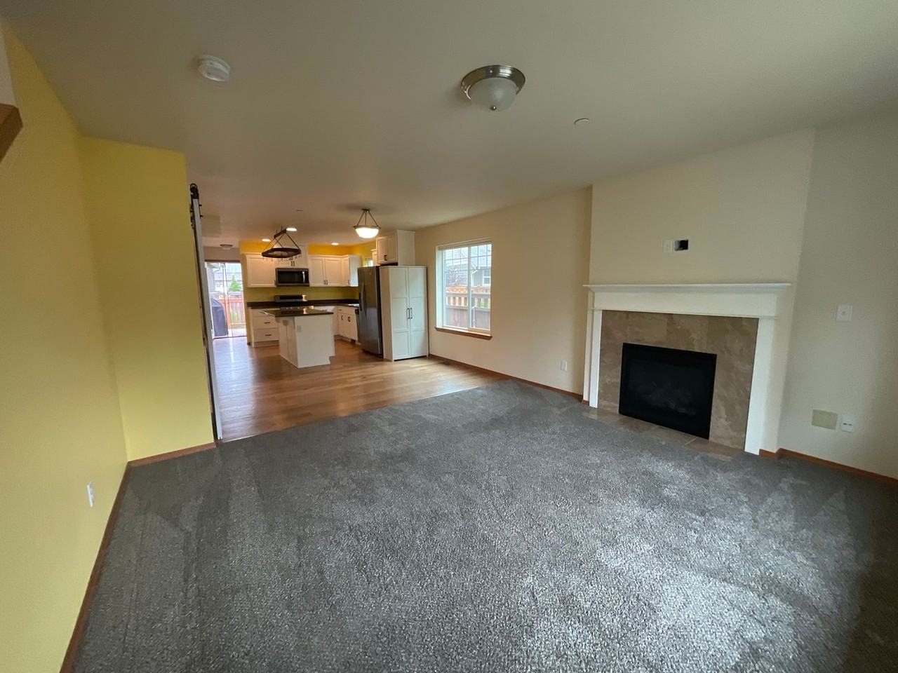 4320 Sumac Ln - Photo 4 of 24