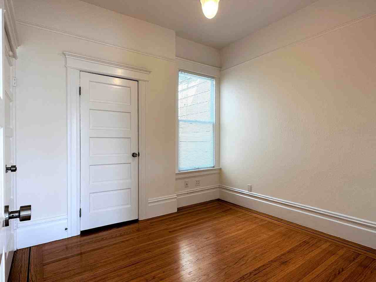 1384 Church St - Photo 6 of 17