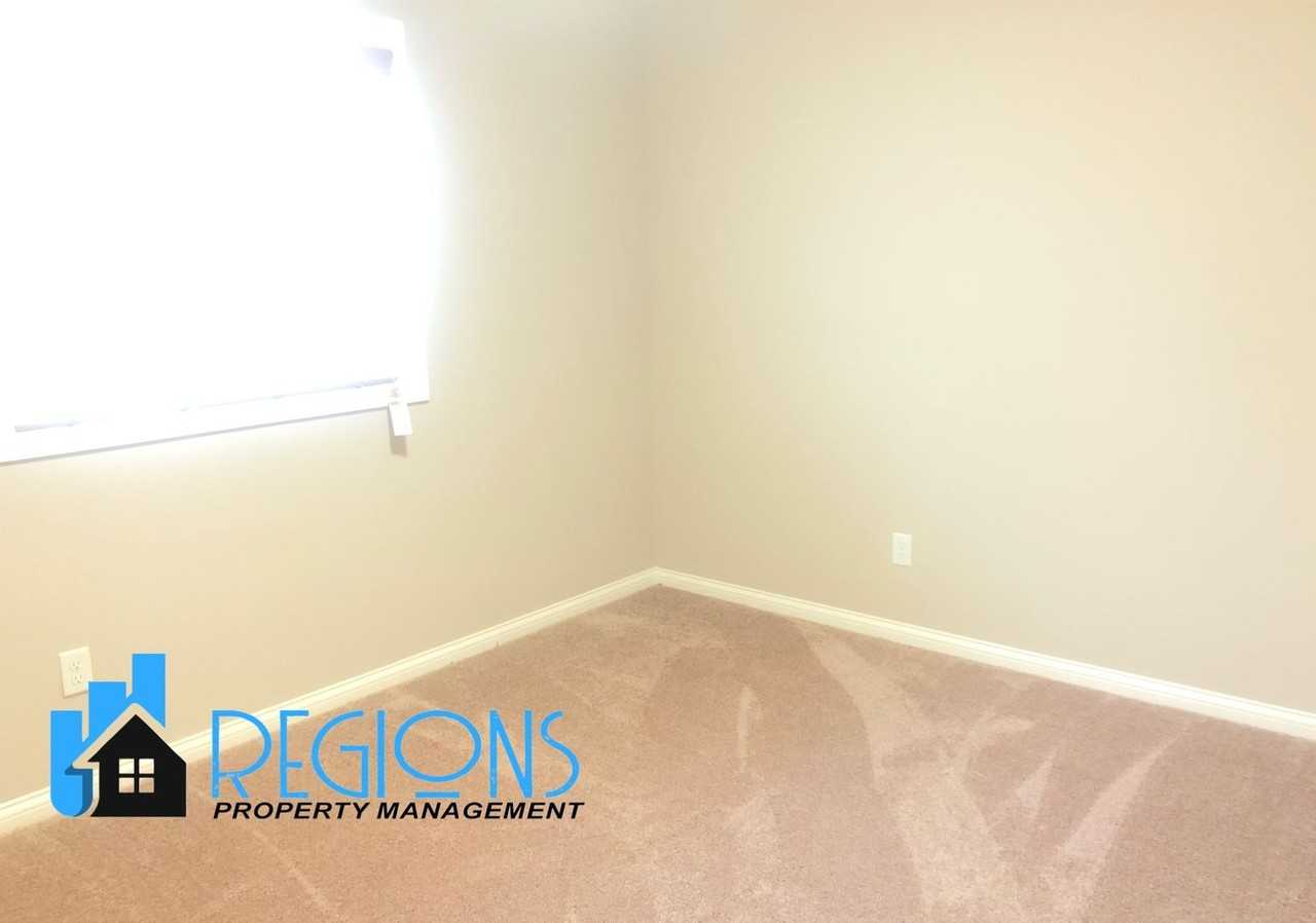 3613 Silverado Trl - Photo 2 of 21